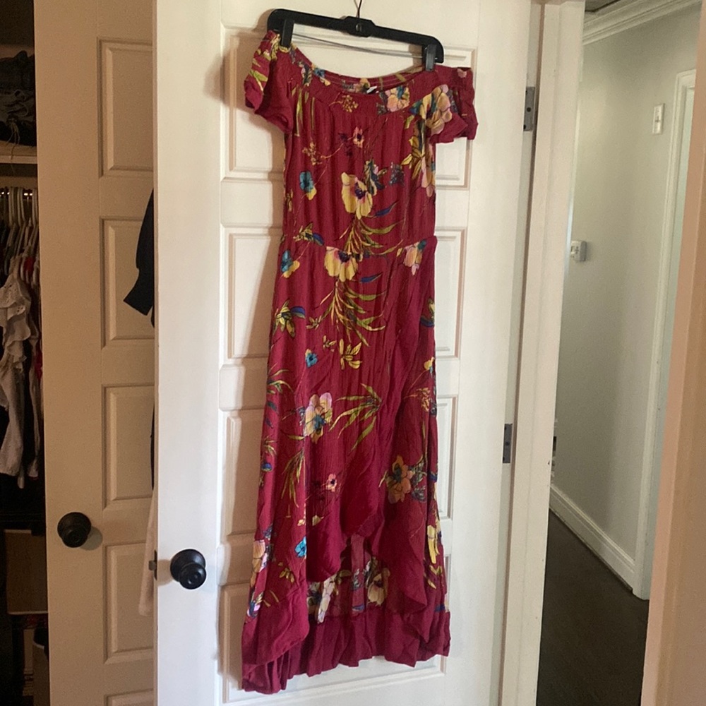 Evereve Off the Shoulder Dress